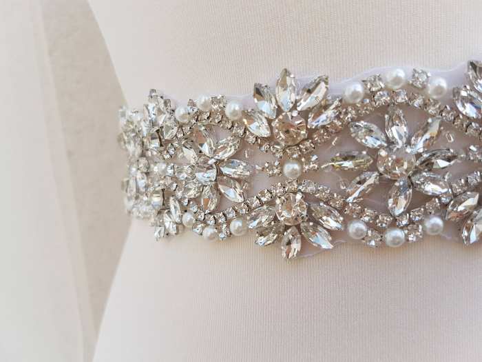 Bridal belts for wedding dresses